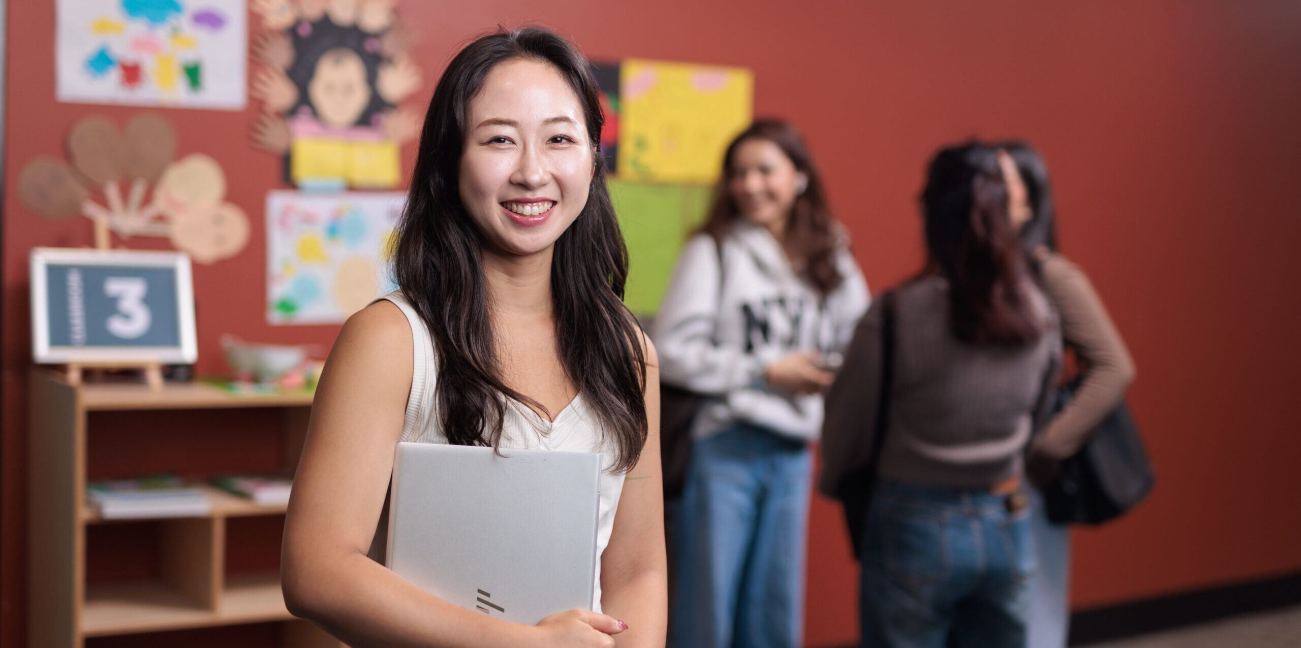 Reacent Student New Students - EDU Student Life